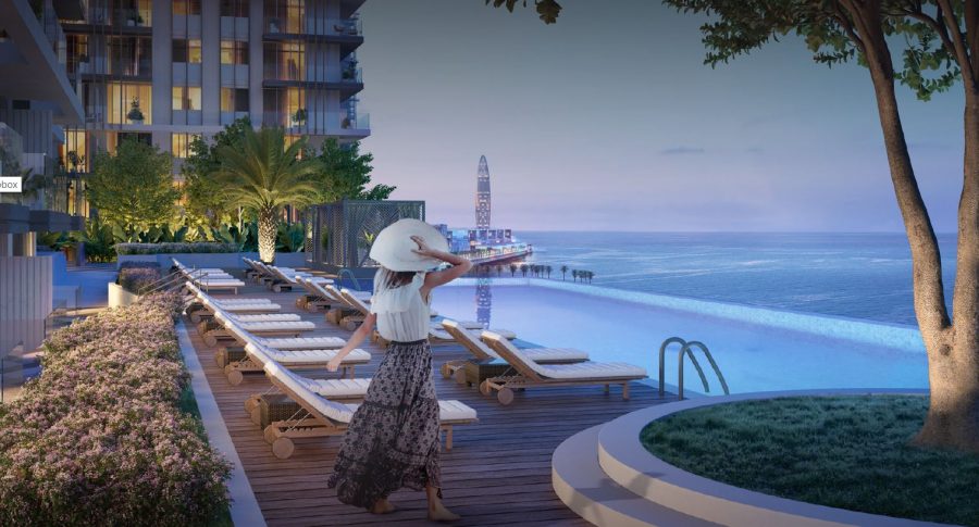 Infinity pool with views over Palm Jumeirah, Arabian Gulf, Lighthouse and even Bluewaters