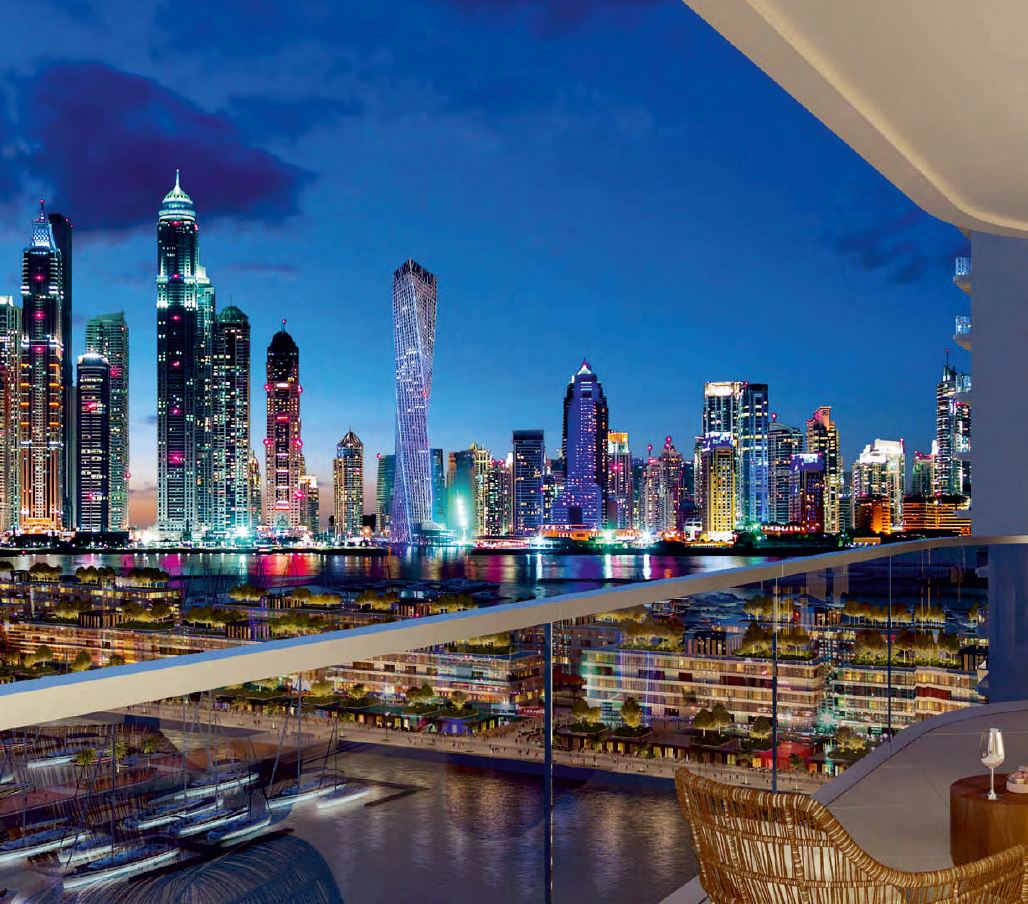 Spectacular views over Dubai Marina and JBR. Marina Vista at Emaar Beachfront.